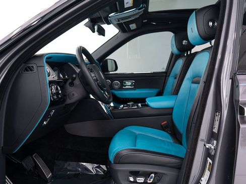 Certified 2024 Rolls-Royce Cullinan w/ Cullinan Package AWD/4WD image 16