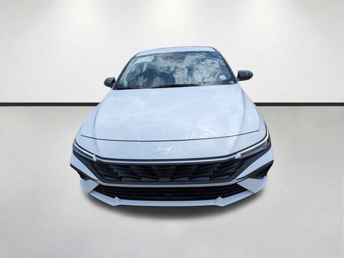 New 2026 Hyundai Elantra Sport FWD image 9