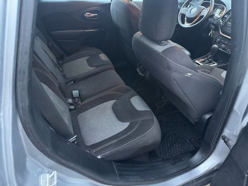 Used 2014 Jeep Cherokee Sport w/ Cold Weather Group image 13