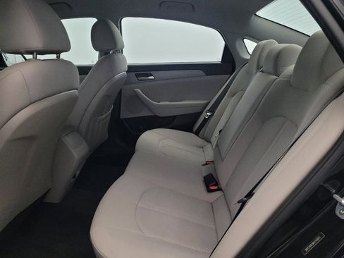 Used 2019 Hyundai Sonata SE FWD image 18