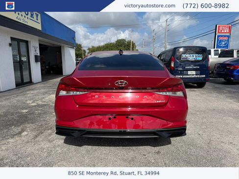 Used 2023 Hyundai Elantra Limited FWD image 6