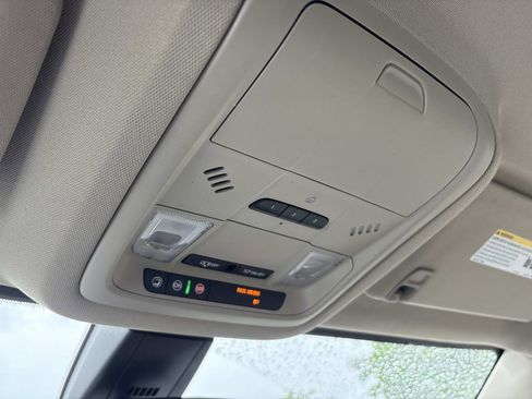 Used 2019 GMC Acadia Denali w/ Technology Package FWD image 26