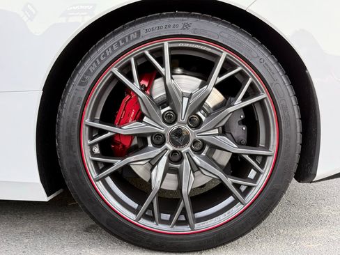 Used 2023 Chevrolet Corvette Stingray Premium Conv w/ Z51 Performance Package image 33