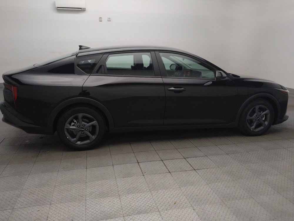 Used 2025 Kia K4 FWD image 10