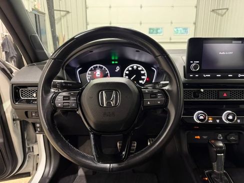 Used 2022 Honda Civic Sport image 11