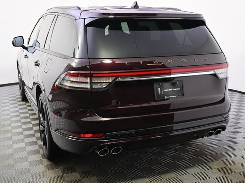 Used 2023 Lincoln Aviator Black Label w/ Jet Package image 4