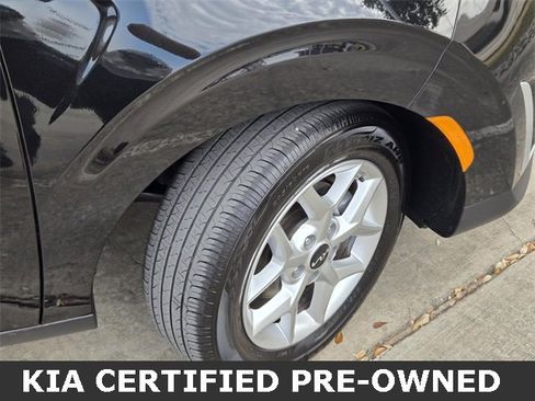 Certified 2025 Kia Soul LX image 6