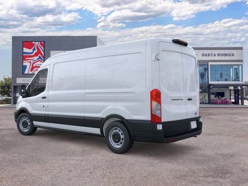 New 2026 Ford Transit 250 148 Medium Roof RWD image 4
