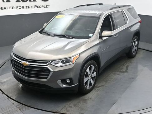 Used 2019 Chevrolet Traverse LT w/ LT Premium Package FWD image 44