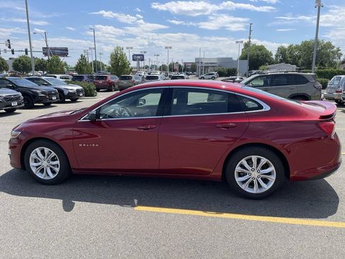 Used 2019 Chevrolet Malibu RS FWD image 4