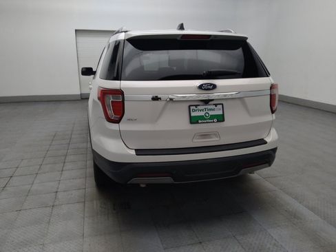 Used 2019 Ford Explorer XLT FWD image 6