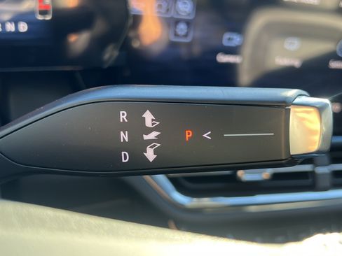 New 2026 Chevrolet Equinox EV LT image 55