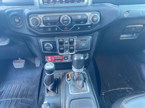 Used 2020 Jeep Wrangler Unlimited Rubicon w/ Quick Order Package 28Y Recon image 17