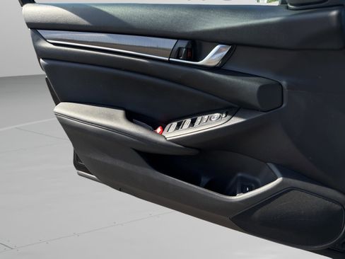Used 2019 Honda Accord Sport image 21