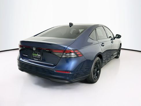 Used 2025 Honda Accord SE image 9