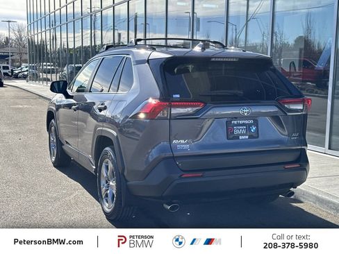 Used 2025 Toyota RAV4 XLE image 4