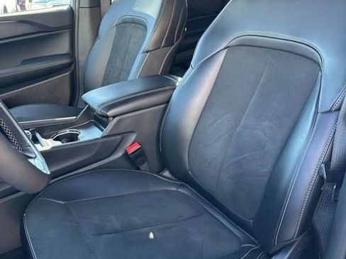 Certified 2025 Jeep Grand Cherokee Altitude image 22