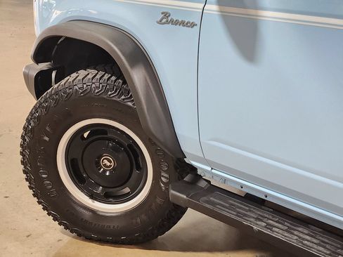 Used 2023 Ford Bronco Heritage Edition AWD/4WD image 23