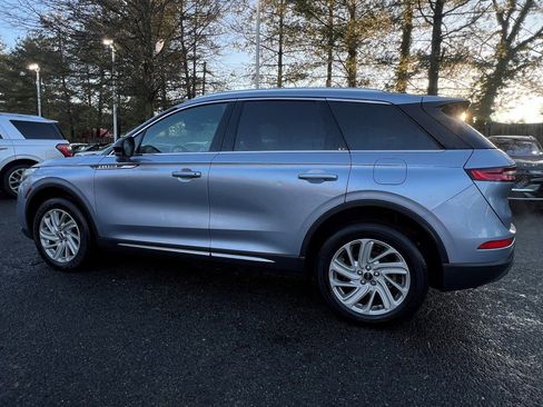 Certified 2022 Lincoln Corsair FWD image 3