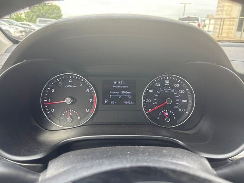 Used 2021 Kia Forte LXS FWD image 8