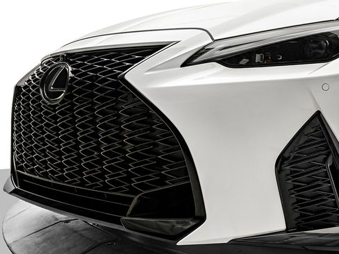 Used 2025 Lexus IS 350 F Sport w/ Navigation Package RWD image 29