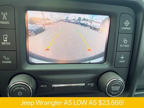 Used 2021 Jeep Wrangler Sport AWD/4WD image 9