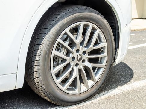 Used 2024 Maserati Grecale GT AWD/4WD image 11