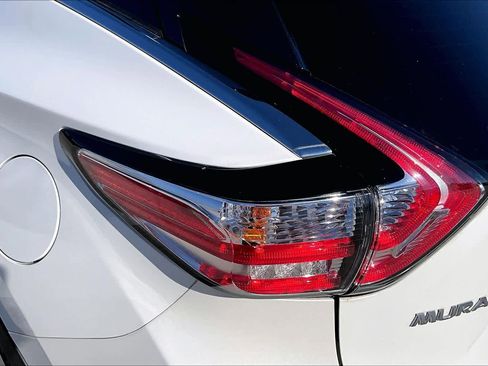 Used 2017 Nissan Murano S w/ Navigation Package image 27