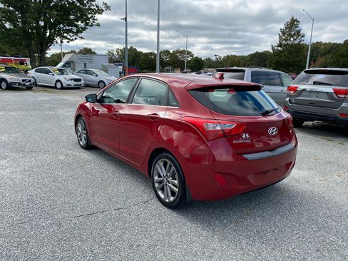 Used 2016 Hyundai Elantra GT w/ Option Group 02 image 3