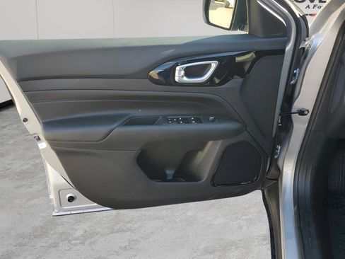 New 2026 Jeep Compass Latitude w/ Quick Order Package 29K image 25