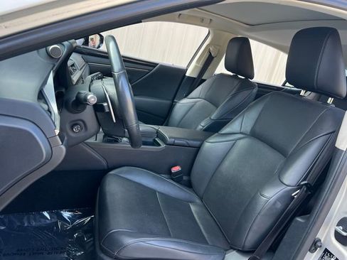 Used 2019 Lexus ES 350 w/ Premium Package image 12