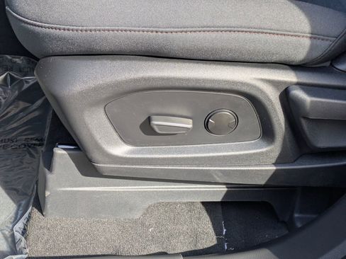 New 2026 Ford Explorer Active image 12