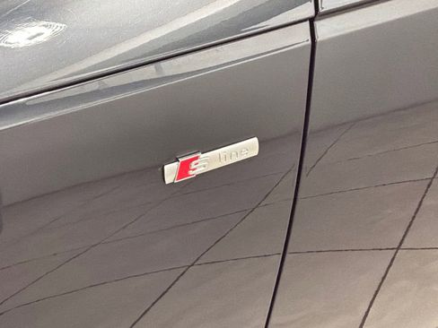 Used 2019 Audi A4 2.0T Premium w/ Convenience Package image 26