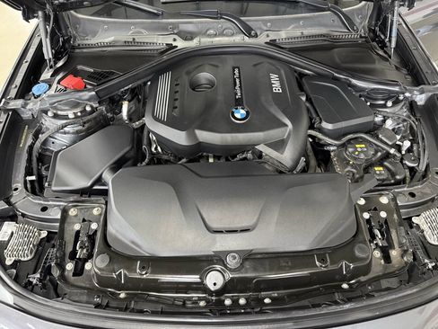Used 2019 BMW 330i Gran Turismo xDrive w/ M Sport Package AWD/4WD image 8