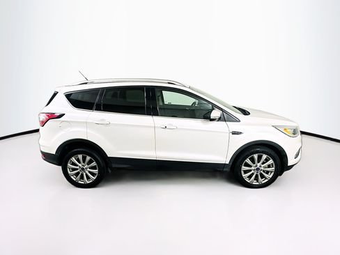 Used 2017 Ford Escape Titanium w/ Equipment Group 301A AWD/4WD image 10