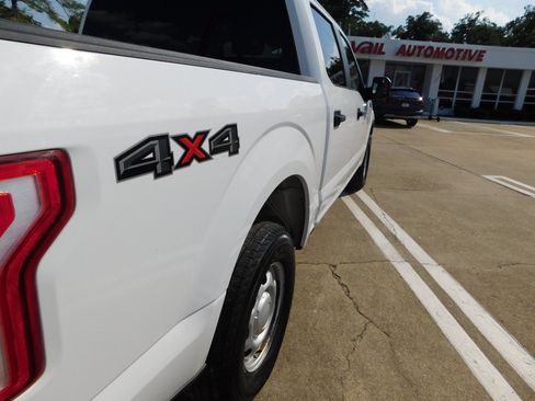 Used 2017 Ford F150 XL w/ XL Power Equipment Group AWD/4WD image 15