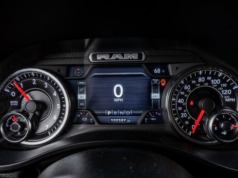 Used 2022 RAM 1500 Laramie w/ Laramie Southwest Edition image 19