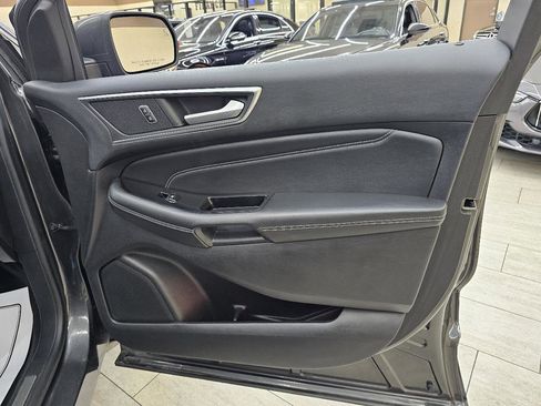Used 2015 Ford Edge Titanium w/ Equipment Group 301A FWD image 42