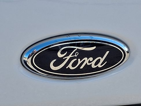 Used 2025 Ford Transit 250 Low Roof w/ Exterior Upgrade Package RWD image 28