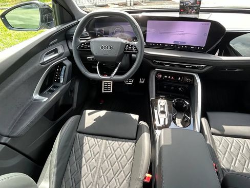 New 2026 Audi SQ5 Premium Plus AWD/4WD image 9