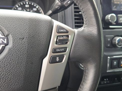 Used 2024 Nissan Titan SV w/ SV Convenience Package RWD image 20