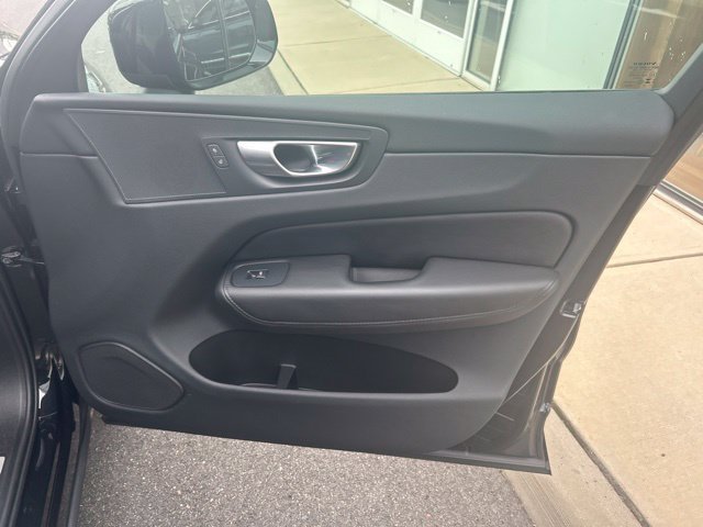 Certified 2024 Volvo XC60 B5 Core w/ Protection Package Premier AWD/4WD image 14