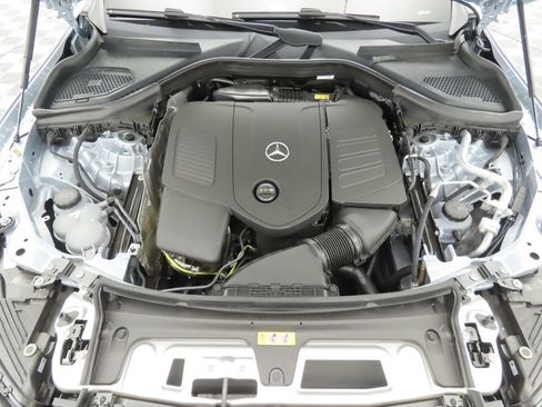 Certified 2025 Mercedes-Benz GLC 300 image 29