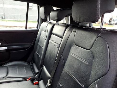 Used 2022 Mercedes-Benz GLB 35 AMG GLB 35 AMG image 18