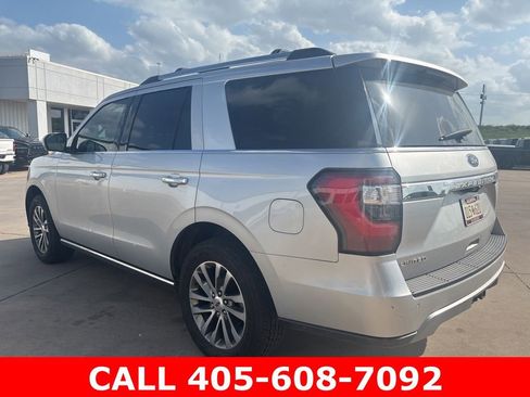 Used 2018 Ford Expedition Limited w/ Equipment Group 301A RWD image 19