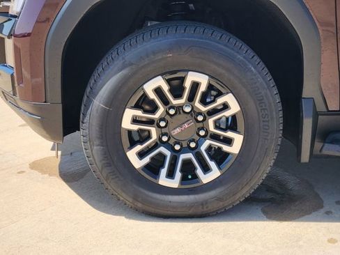 New 2026 GMC Sierra EV Elevation image 25