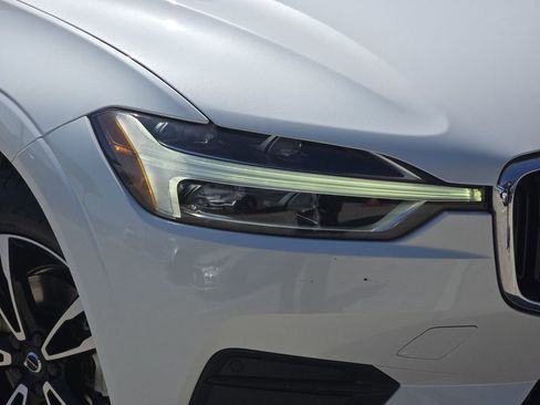 Used 2020 Volvo XC60 T5 Momentum FWD image 35