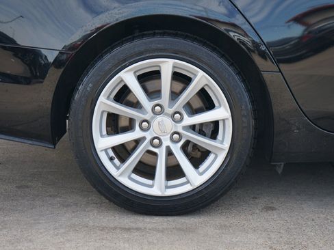 Used 2019 Cadillac CTS Sedan image 3