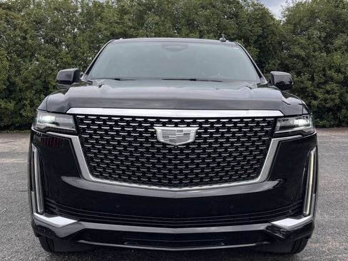 Used 2021 Cadillac Escalade ESV Premium Luxury AWD/4WD image 11