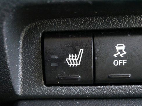 Used 2015 Jeep Patriot Latitude image 27